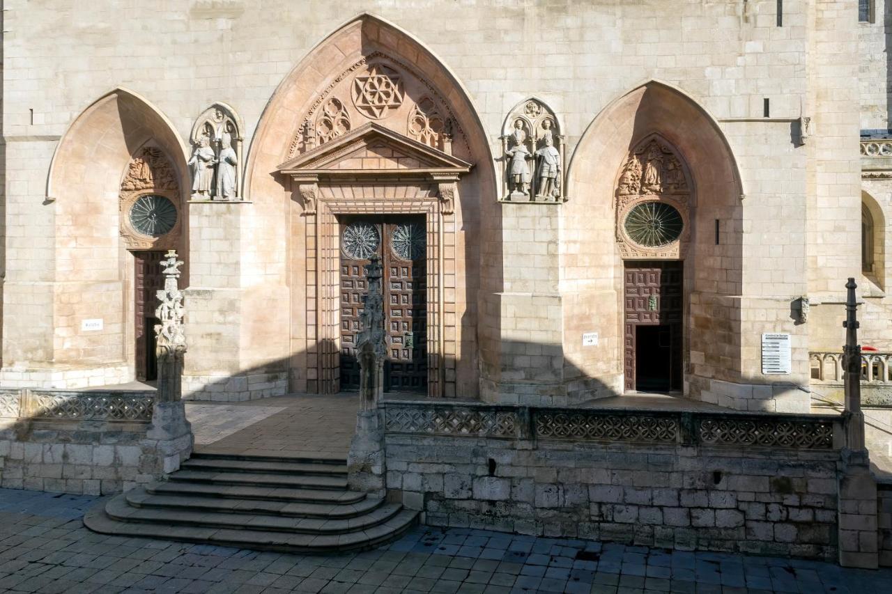 La Suite De La Catedral By Unique Rooms Burgo Exteriér fotografie
