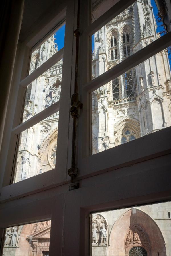 La Suite De La Catedral By Unique Rooms Burgo Exteriér fotografie
